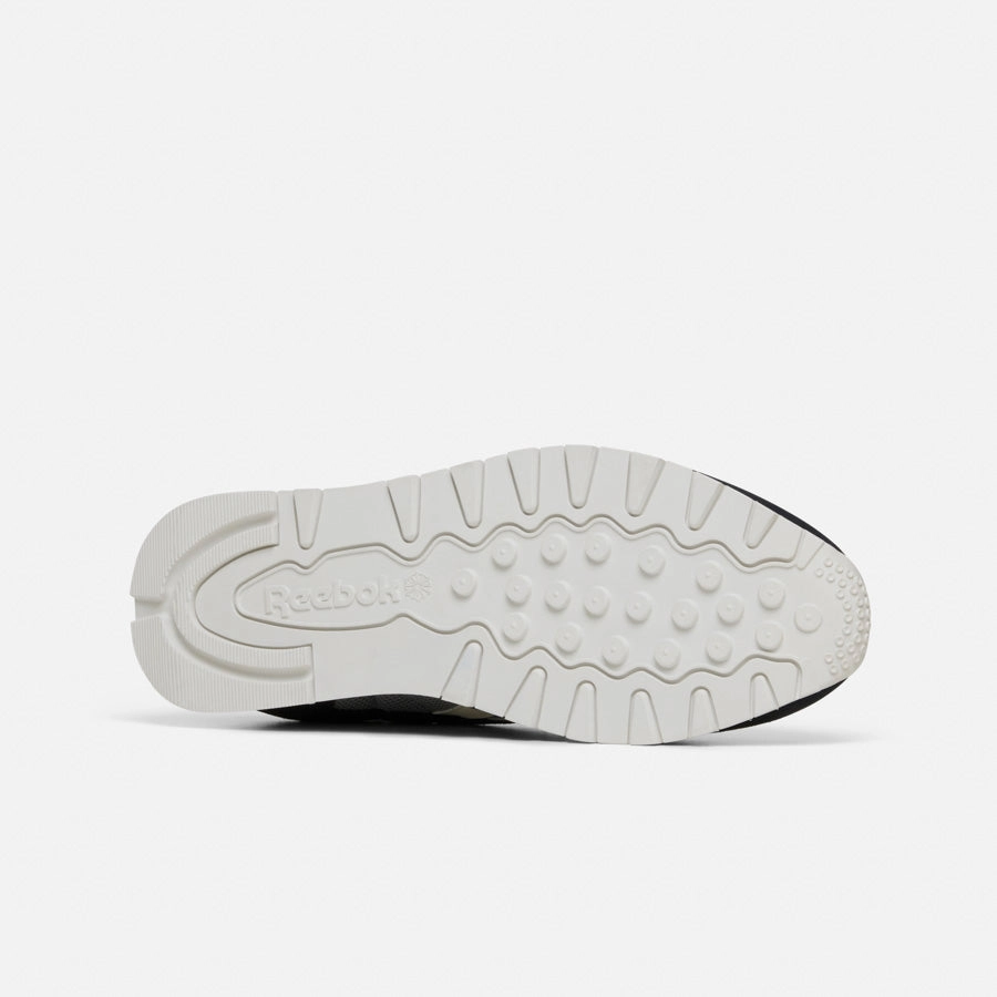 Classic Leather Black/Pure Grey5/Chalk