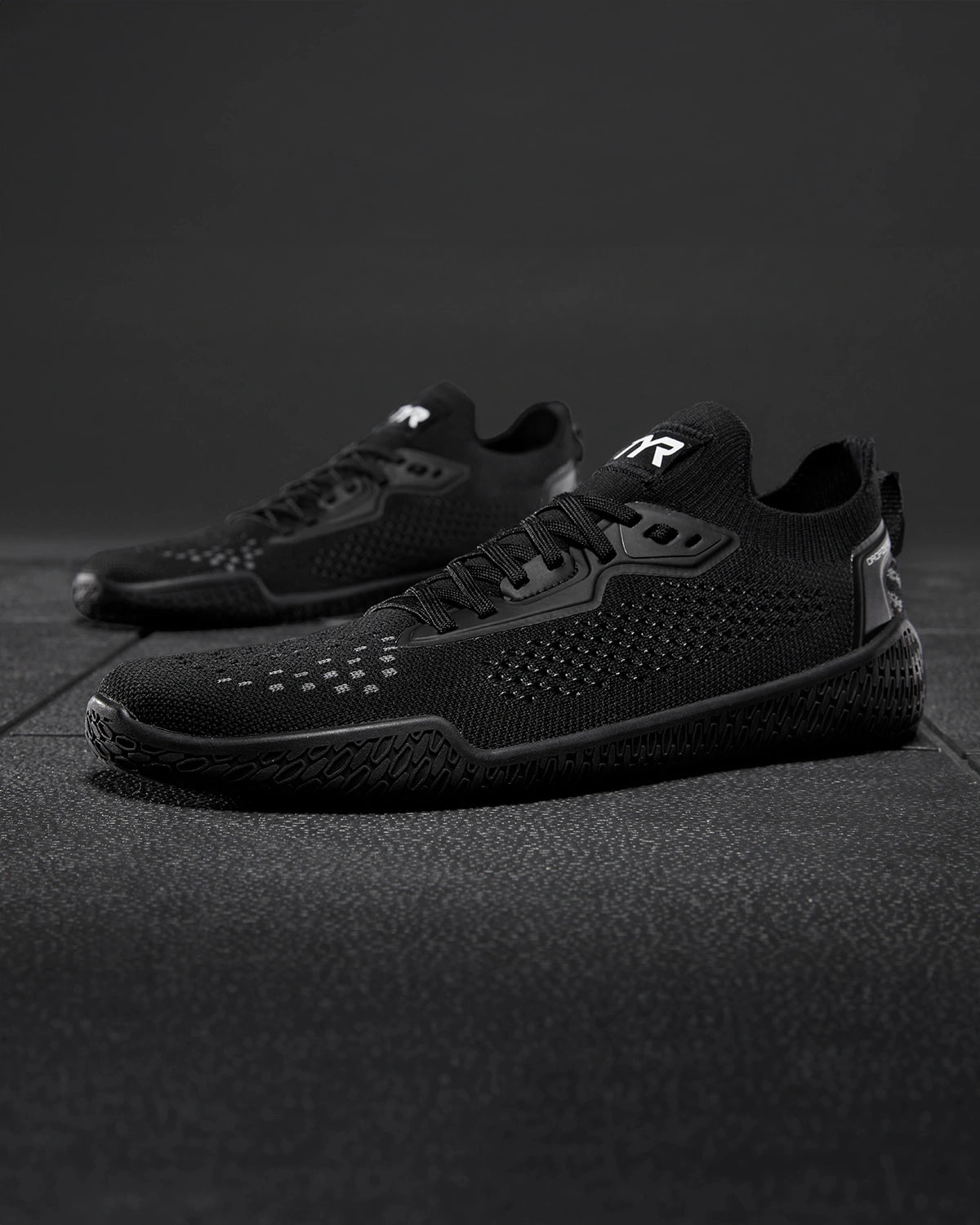 Dropzero Barefoot Trainer