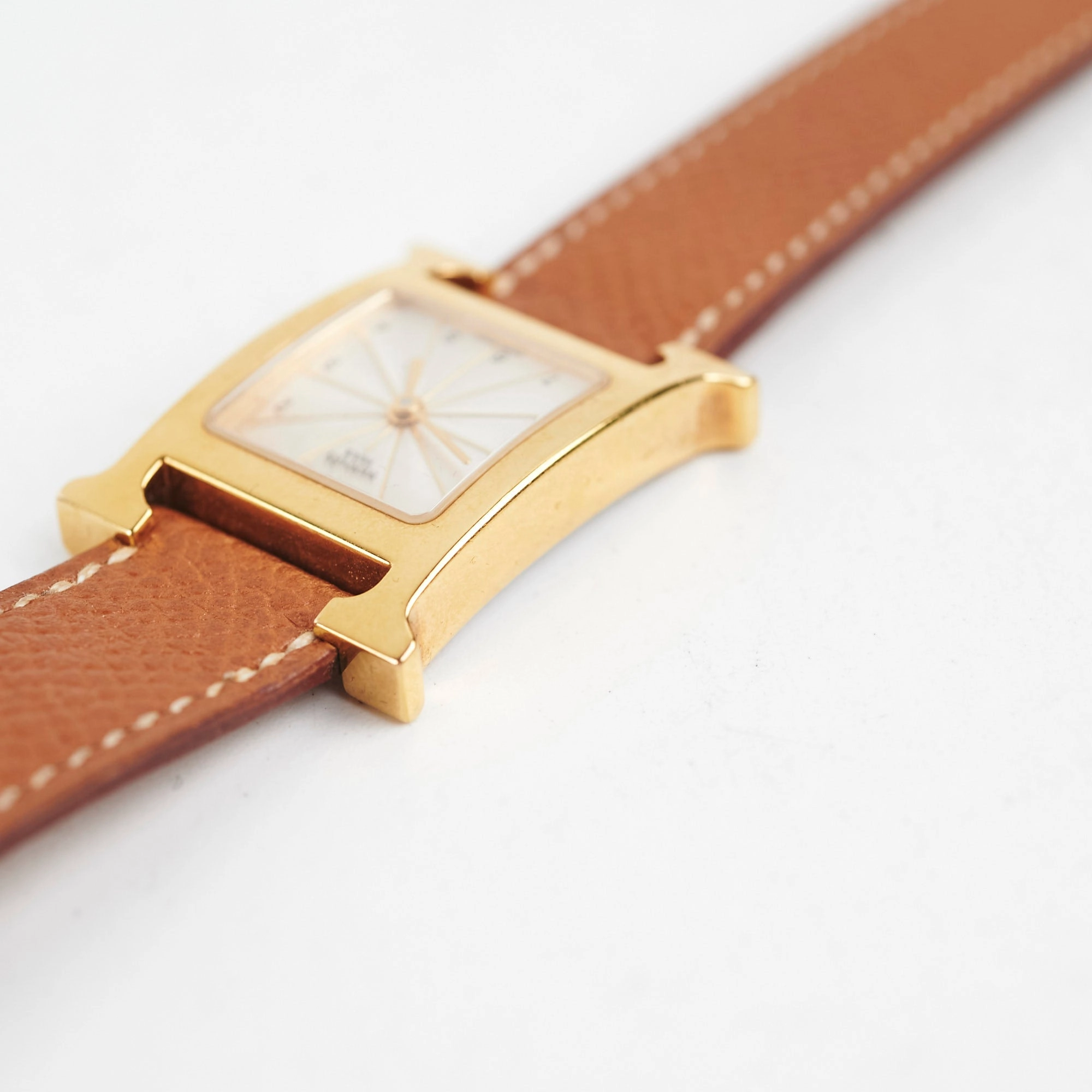 Hermes H Heure Watch Small 25mm Gold - A Square