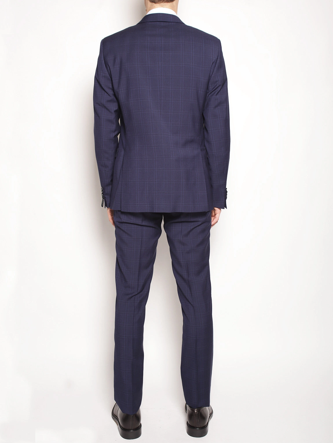 Slim suit in cool Blue wool
