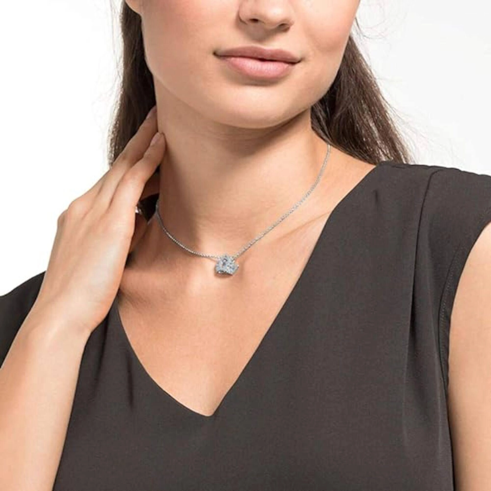 Swarovski Women's Pendant Necklace - Bee A Queen Crown Motif Blue Crystal | 5501080
