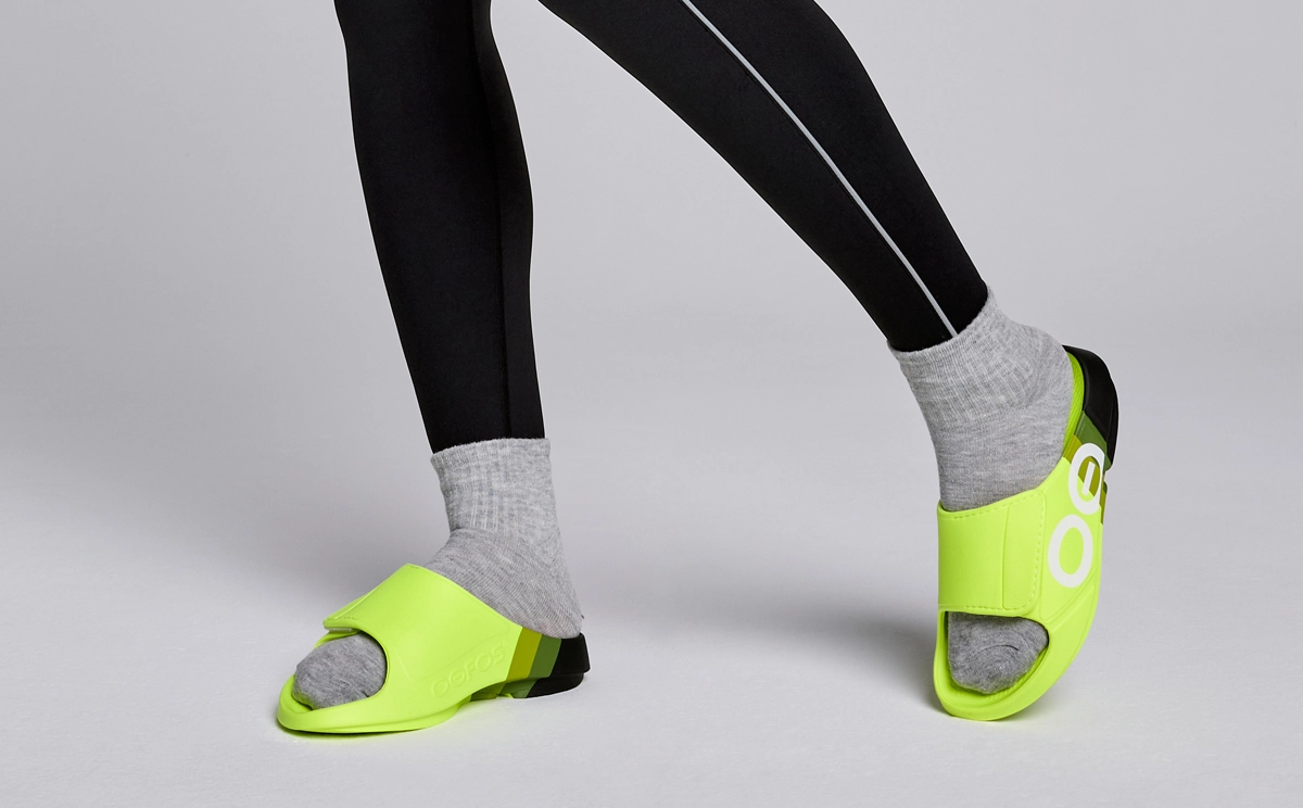 Women's OOahh Sport Flex Sandal - Electro Rally