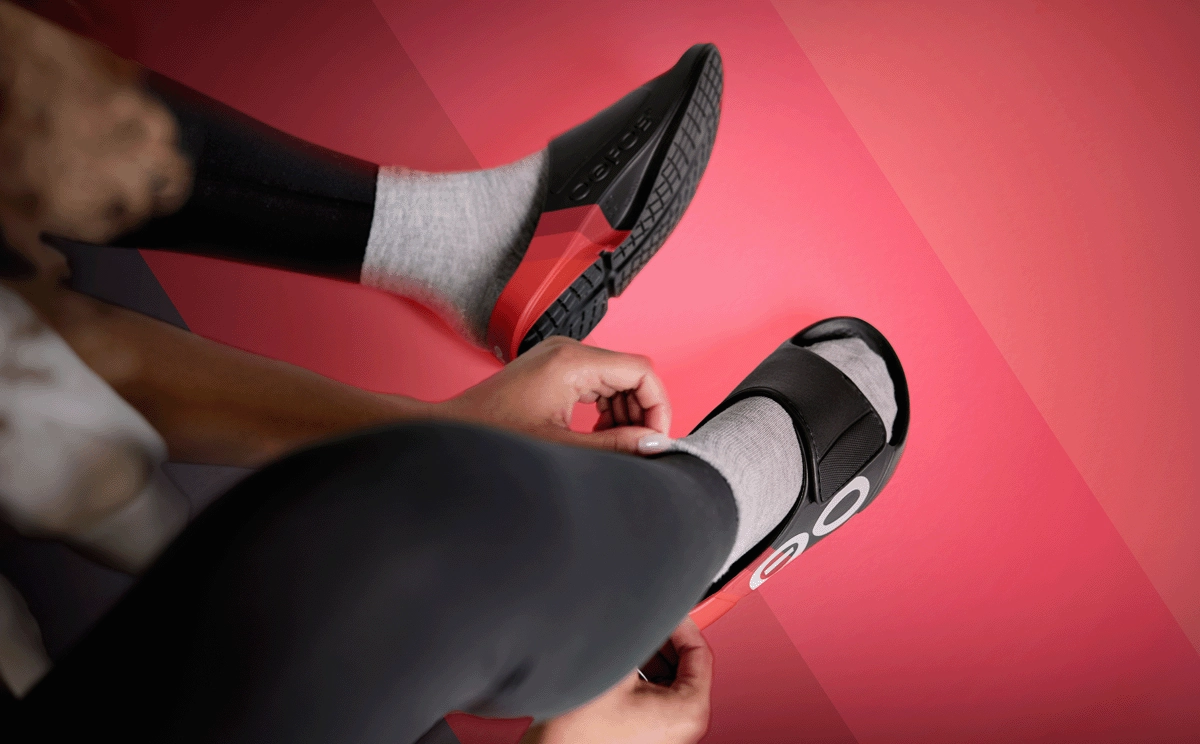 Women's OOahh Sport Flex Sandal - Fire Rally