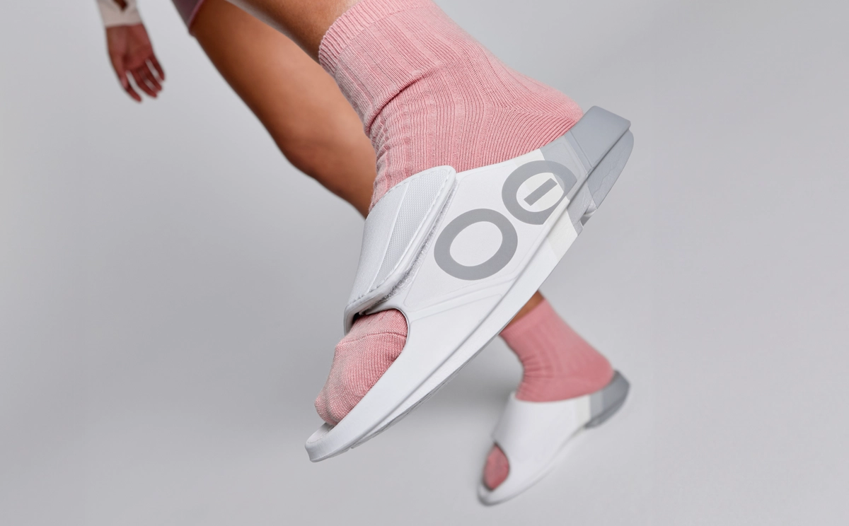 Women's OOahh Sport Flex Sandal - Smoke Rally